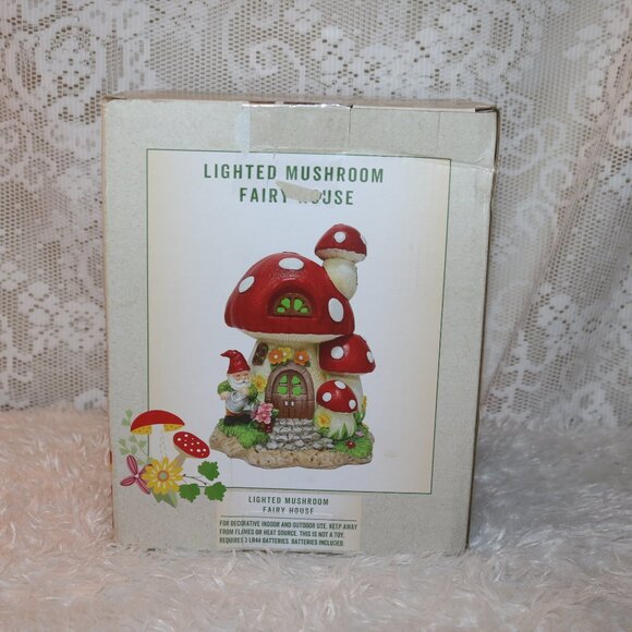 Cracker Barrel lighted fairy mushroom house NIB works great - Picture 6 of 10